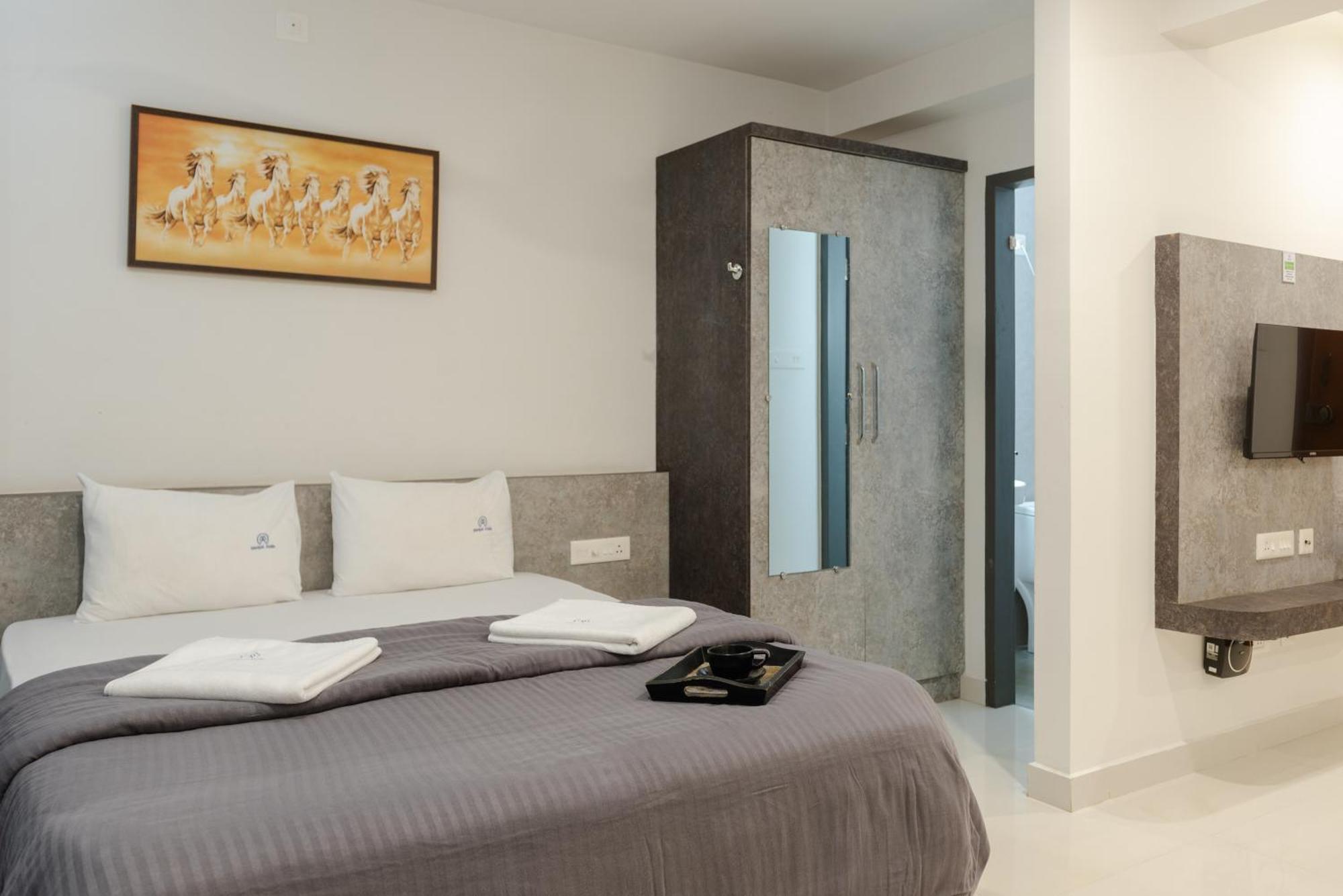 Manipal Atalia Service Apartments Eksteriør bilde